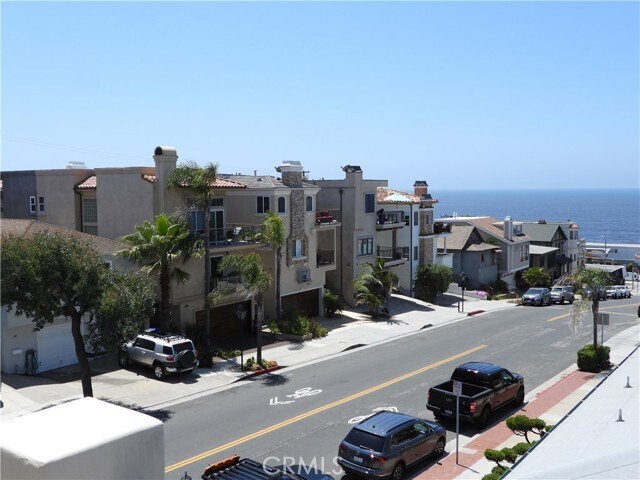 Building Photo - 417 Marine Ave