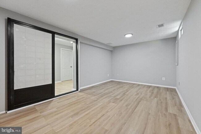 Building Photo - 7406 Golden Horseshoe Ct