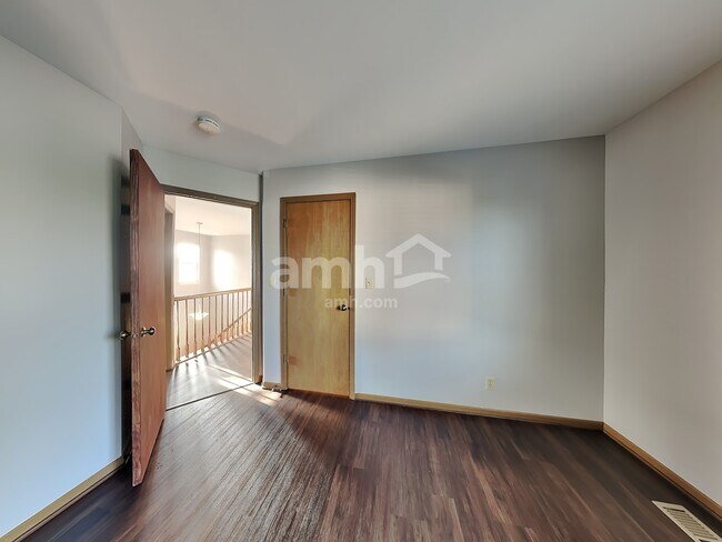 Building Photo - 20947 Barrington Ln