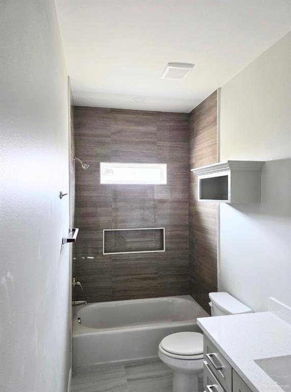 Building Photo - 12 Dragonfly St