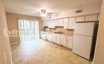 Building Photo - 716 Marley Way