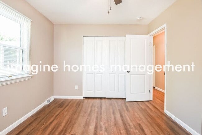 Building Photo - 7881 Driftwood Drive