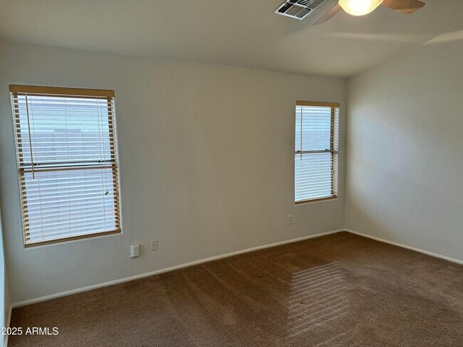 Building Photo - 11448 E Petra Ave