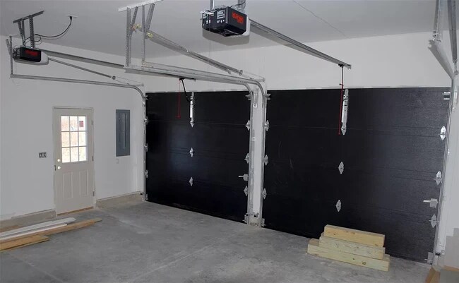 Building Photo - 61 Webster St