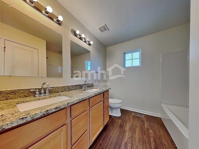 Building Photo - 1395 Apple Farm Dr