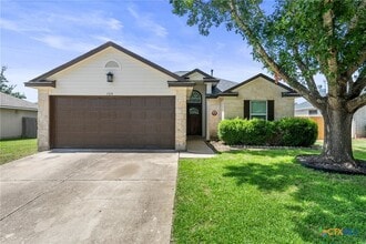 Building Photo - 104 Harvest Ln