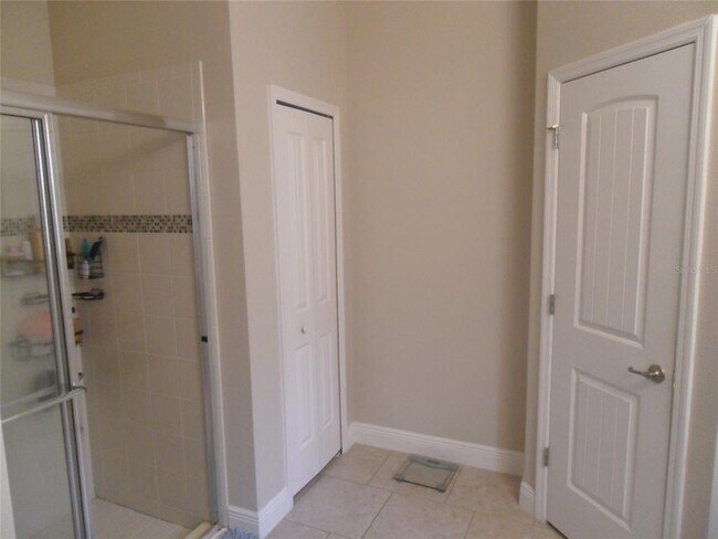 Building Photo - 1497 Softshell St