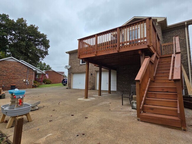 Building Photo - Welcome to Your Dream Retreat!