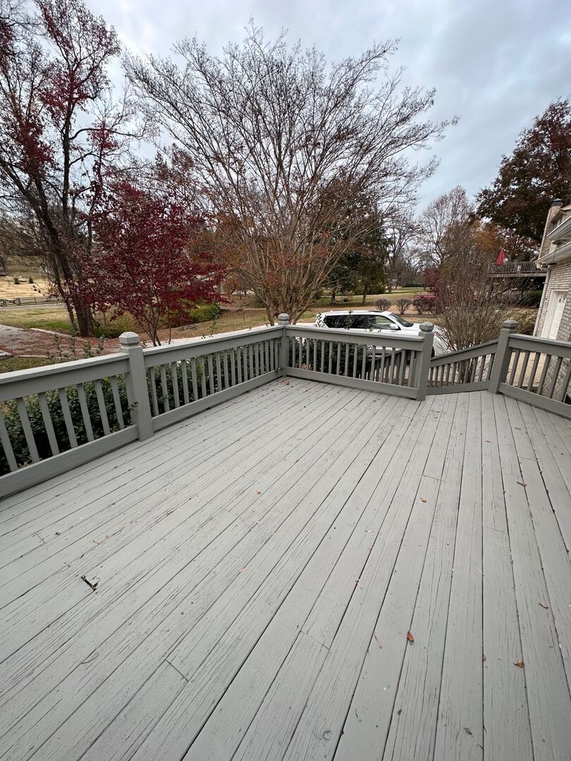 Building Photo - 303 Oak Meadow Ln