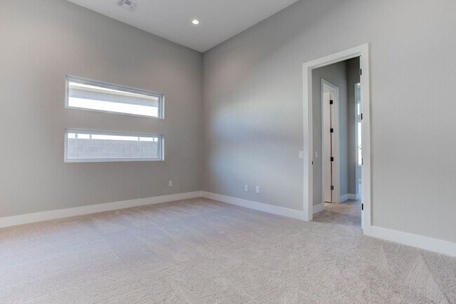 Building Photo - 4778 Outlook Peak St