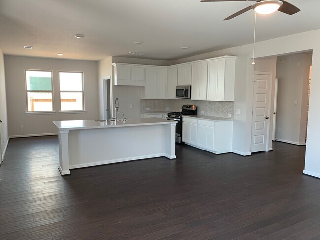 Building Photo - 8022 Cliffside Terrace Ct