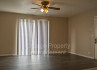 Building Photo - 625 5th Ave