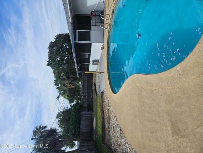Building Photo - 955 Beechfern Ln