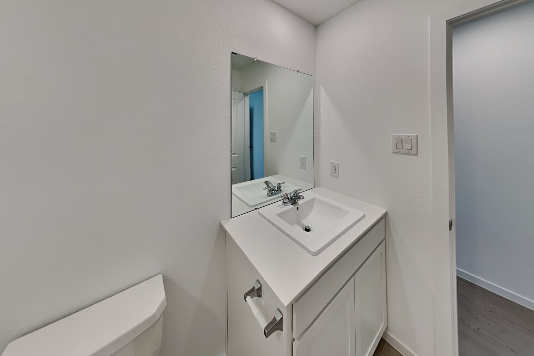 Building Photo - 922 Lago Laceno Ln