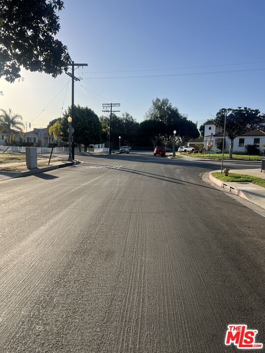 Building Photo - 8536 McConnell Ave