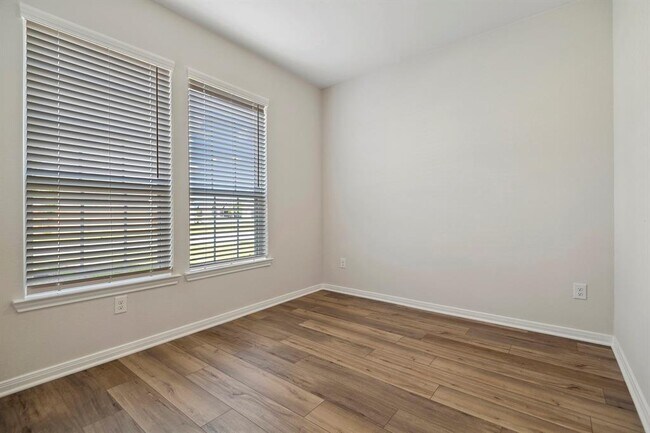 Building Photo - 408 Mystic Slopes Dr