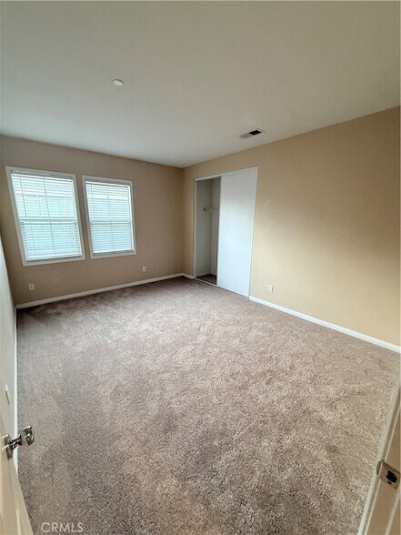 Building Photo - 4571 Vincent Way