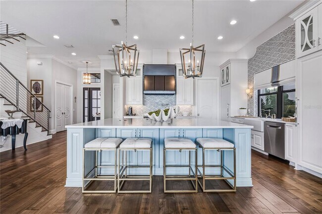 Building Photo - 459 20th Ave