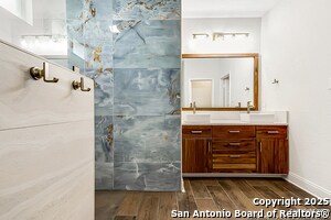 Building Photo - 3423 Iron Cyn