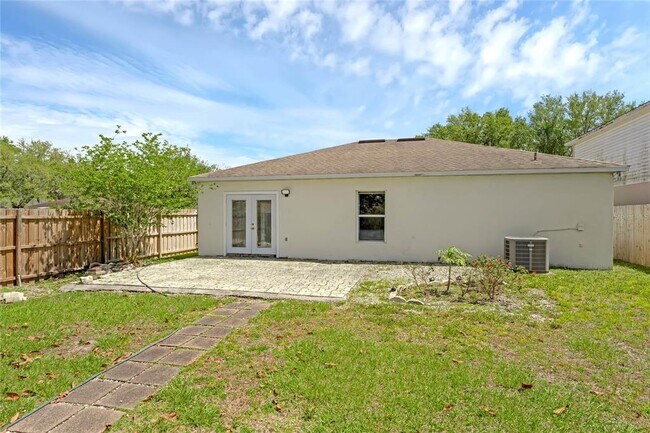 Building Photo - 342 Pleasant Gardens Dr
