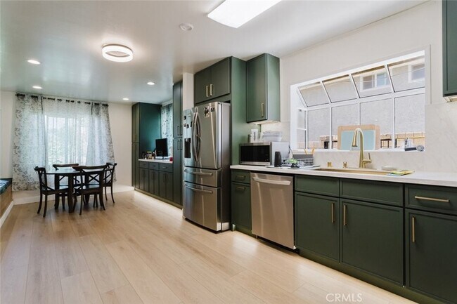 Building Photo - 23128 Calvello Dr