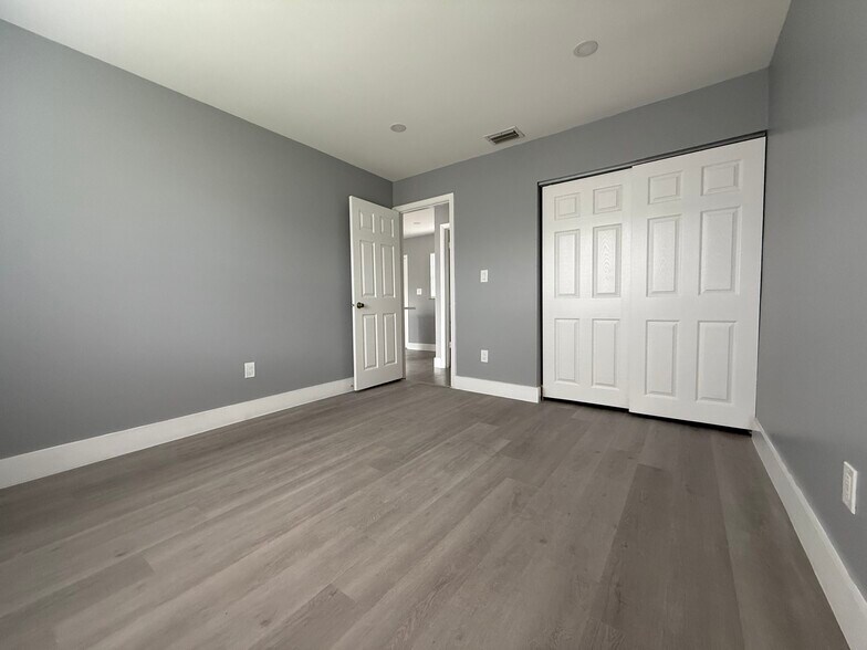 Bedroom 1 next to bathroom - 1404 NW 6th Ave
