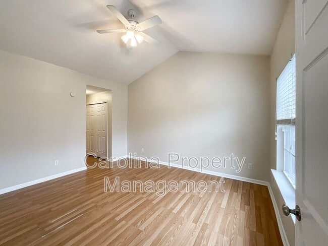 Building Photo - 217 Arlington Downs Blvd