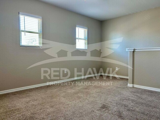 Building Photo - 1050 Kachina Dr