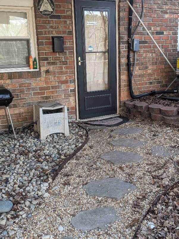 Building Photo - 275 E Lake Dr