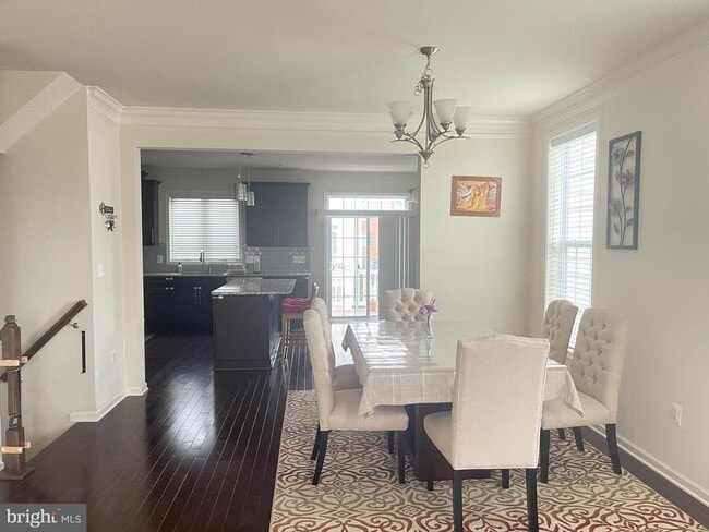 Building Photo - 43010 Paris Gap Square