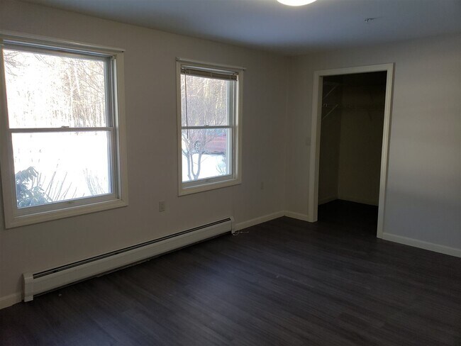 Building Photo - 312A Meetinghouse Way