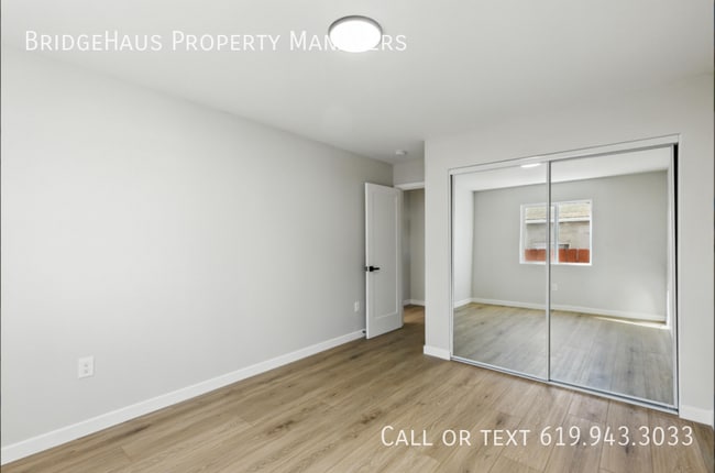 Building Photo - 207 Hensley-