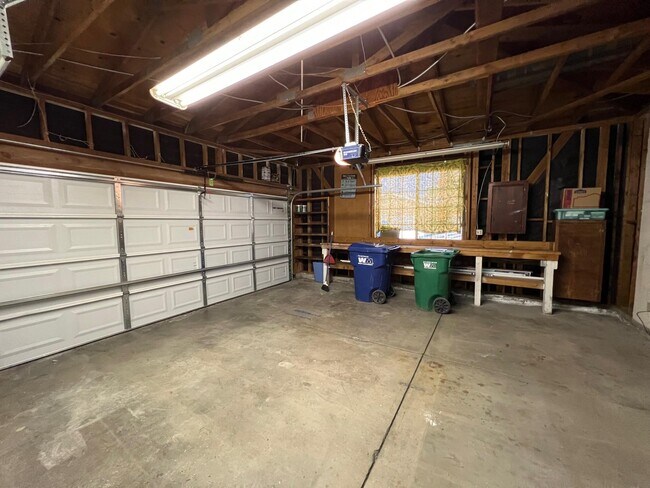 Building Photo - 2258 Gregory Ave