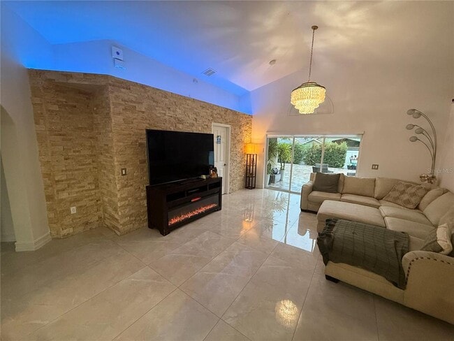 Building Photo - 314 Regency St