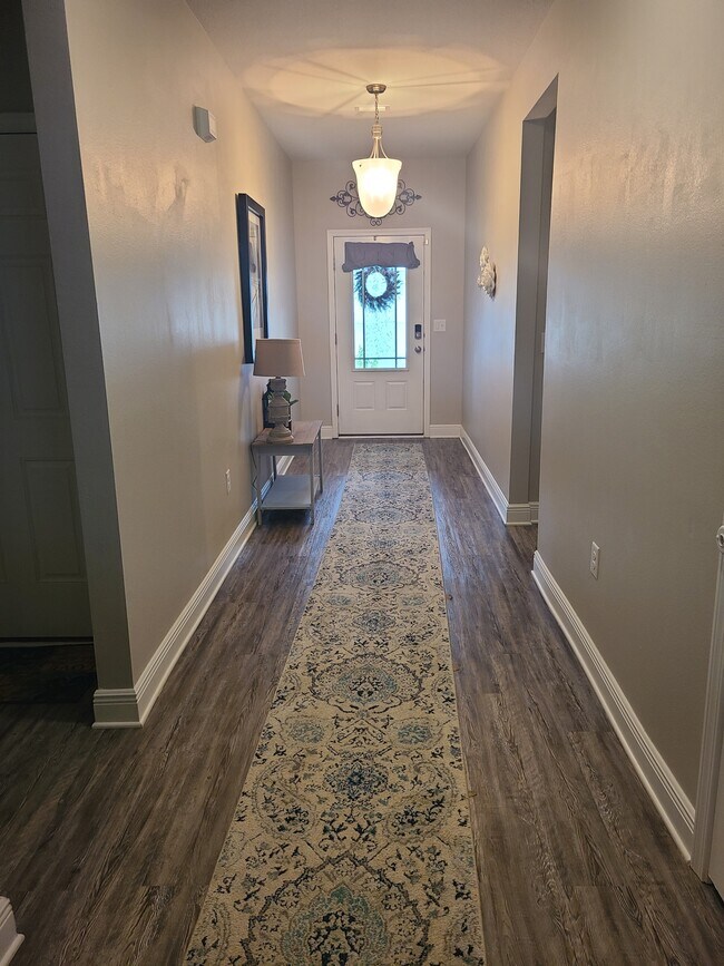 Building Photo - 317 Highbrook Rd