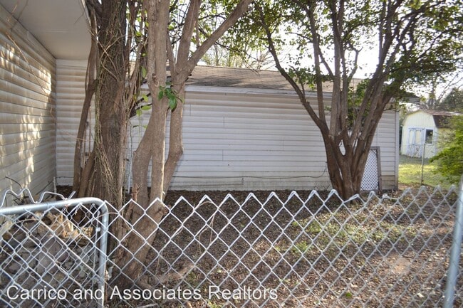 Building Photo - 1 br, 1 bath House - 2013 Willowwood