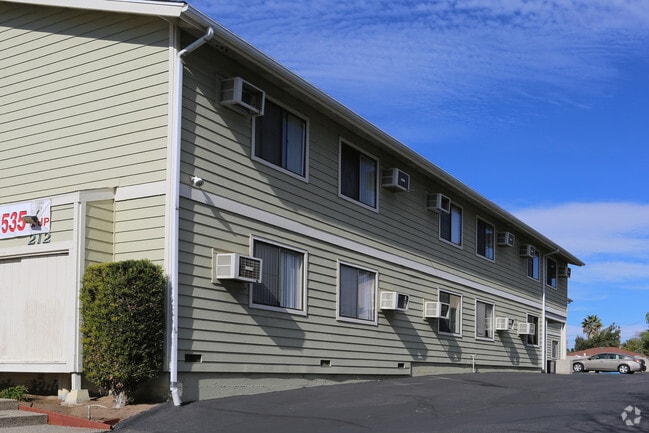 Building Photo - Ridgeview