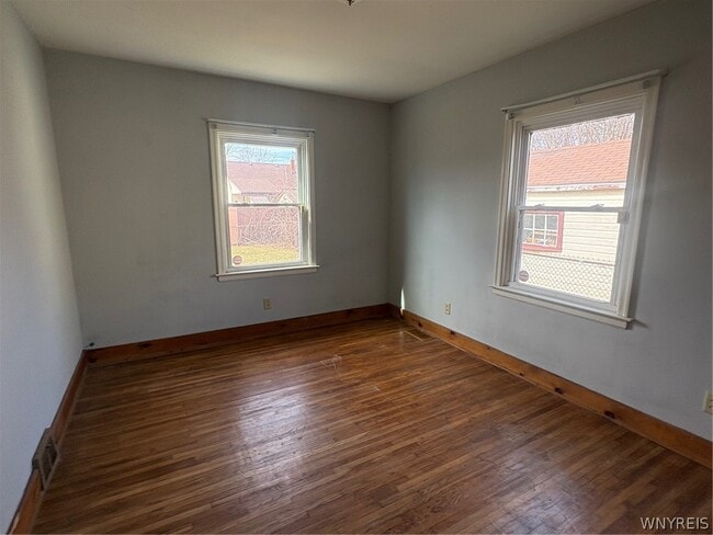 Building Photo - 484 81st St