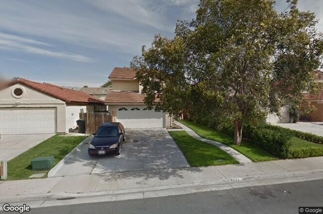 Primary Photo - ¦¦¦¦ LUXURY LIVING IN THE HEART OF SOUTHRI...