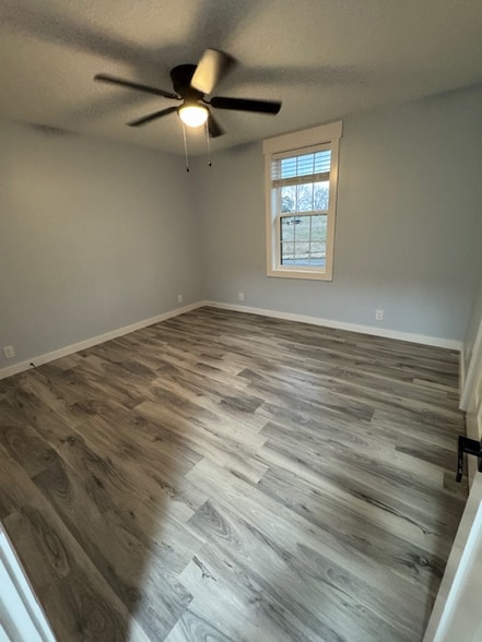 Building Photo - 11271 TN-22