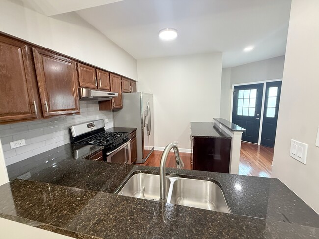 Building Photo - 308 Glen Leven Ct