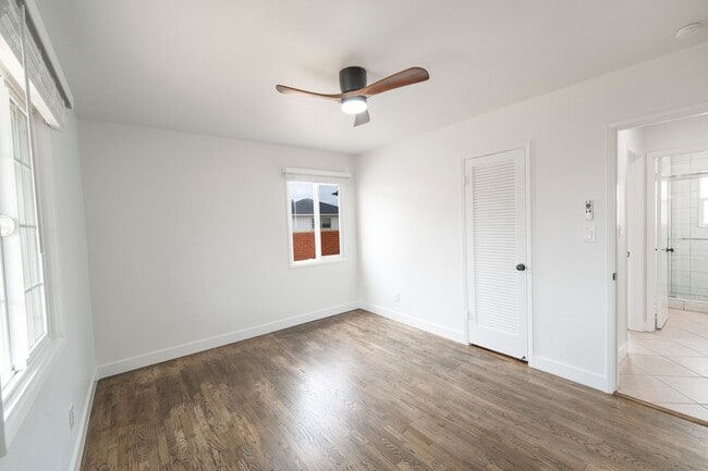Building Photo - Brand New 2 Bed / 1 Bath Cottage w/ Private Garage & Yard! |Offering Two Weeks of Free Rent!|