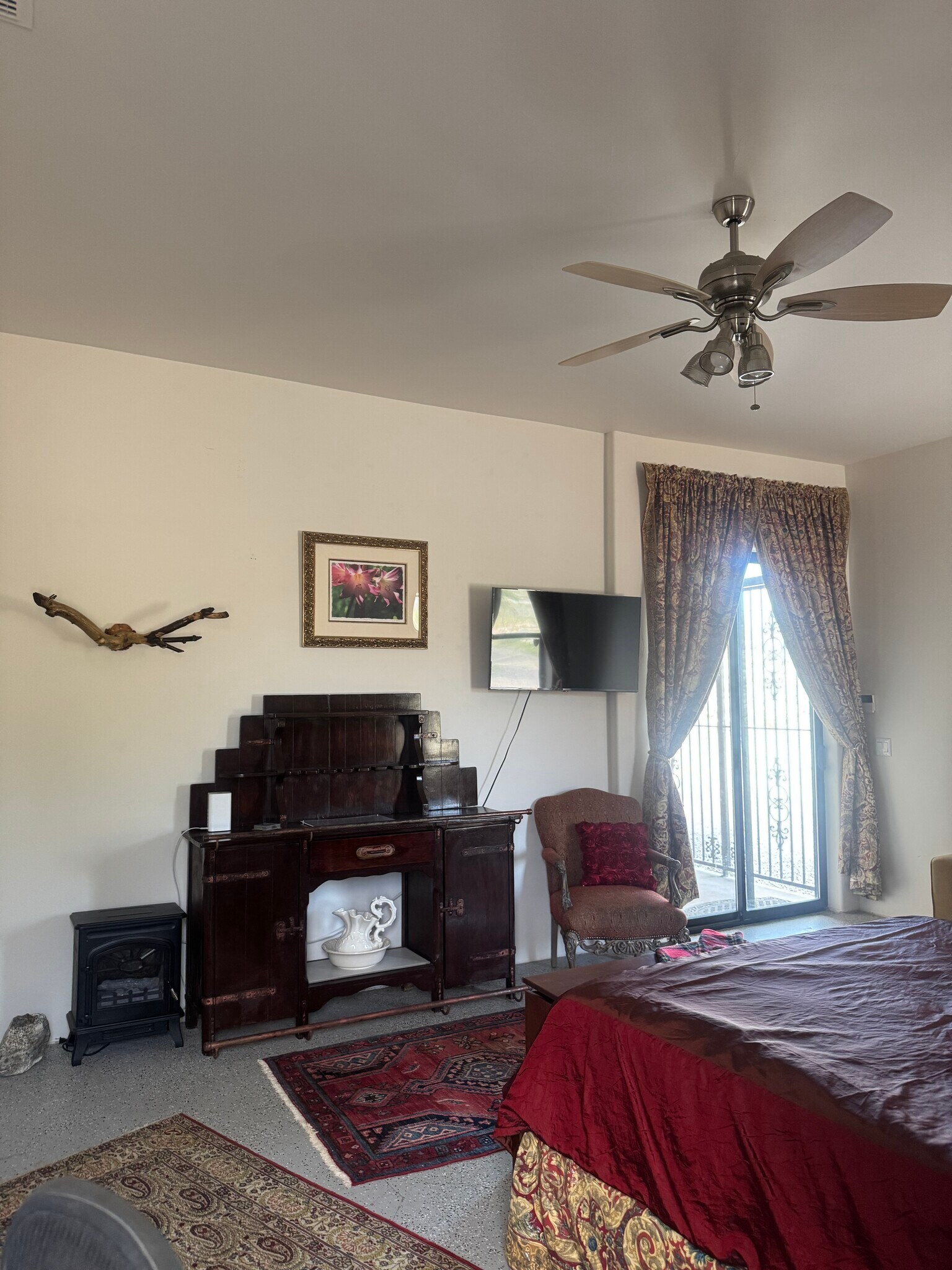 Building Photo - 15935 Mary Cir