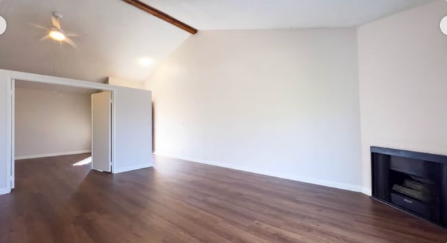 Building Photo - Spacious 1-Bed Apartments in Gated Tujunga Community