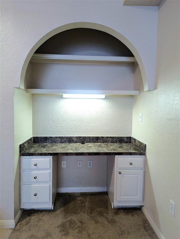 Building Photo - 911 N Orange Ave