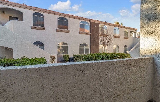 Building Photo - 700 Carnegie St