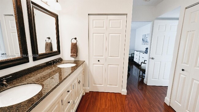 Building Photo - 20355 NE 34th Ct