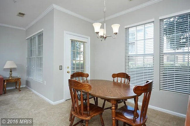 Building Photo - 20417 Riverbend Square