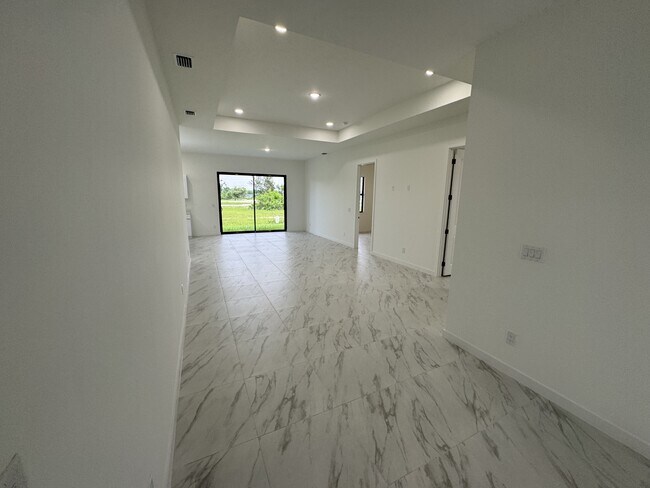 Building Photo - 1247 Kismet Pkwy