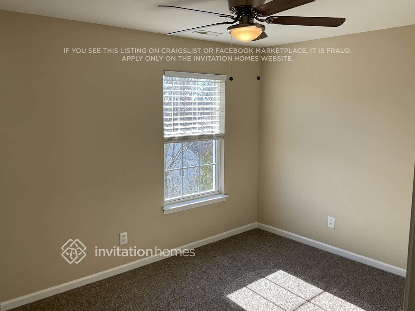 Building Photo - 849 Hedgepath Terrace